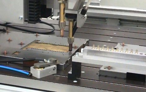 CNC Pick-Up für Flachstecker